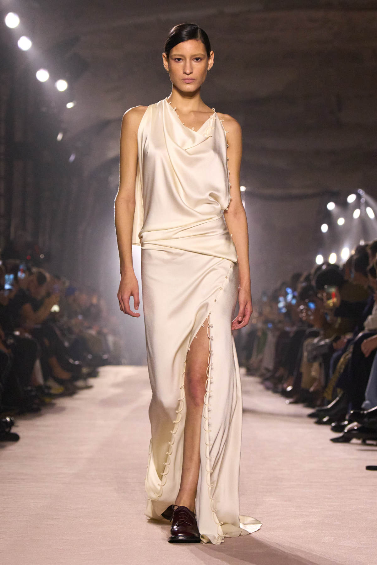 Victoria Beckham Fall-Winter 2025: Luxury Fashion Through Instinctive Dressing