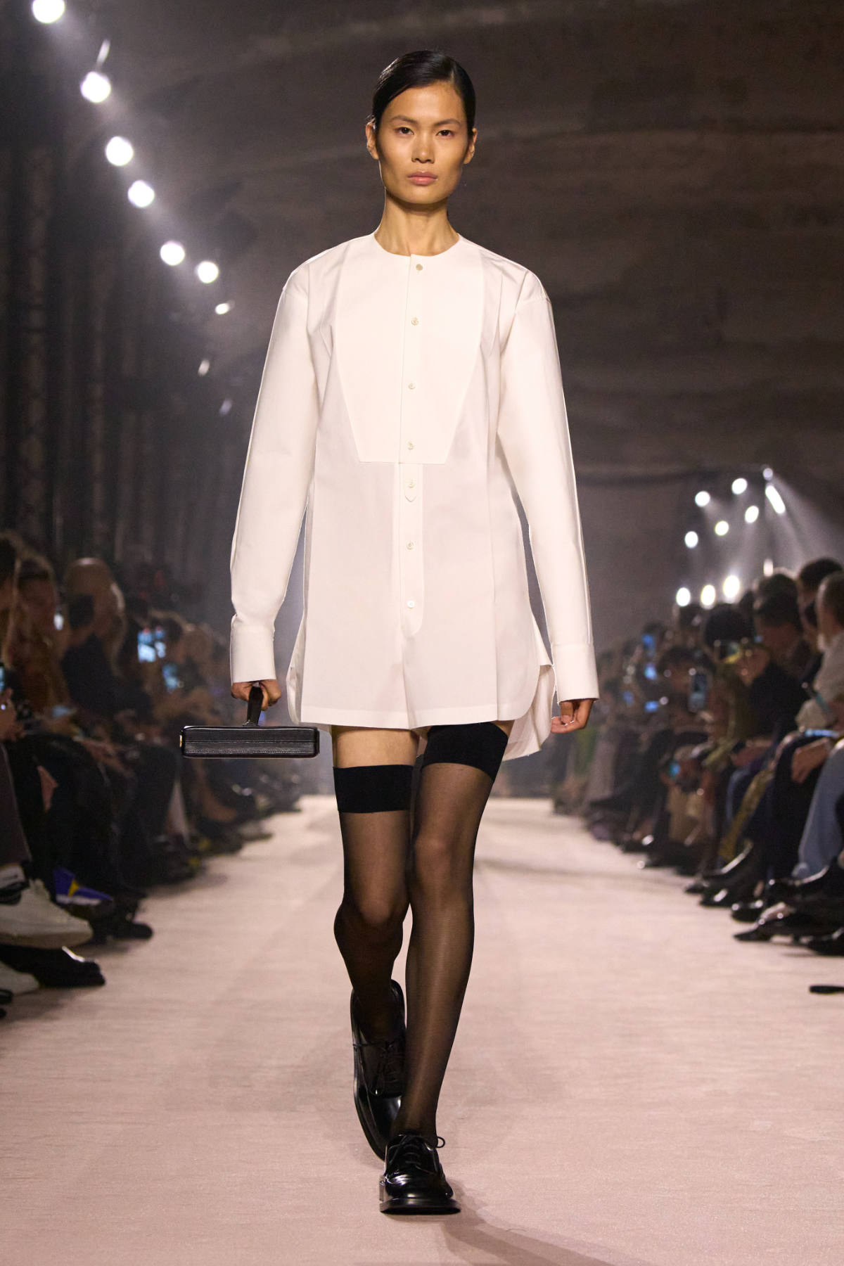 Victoria Beckham Fall-Winter 2025: Luxury Fashion Through Instinctive Dressing