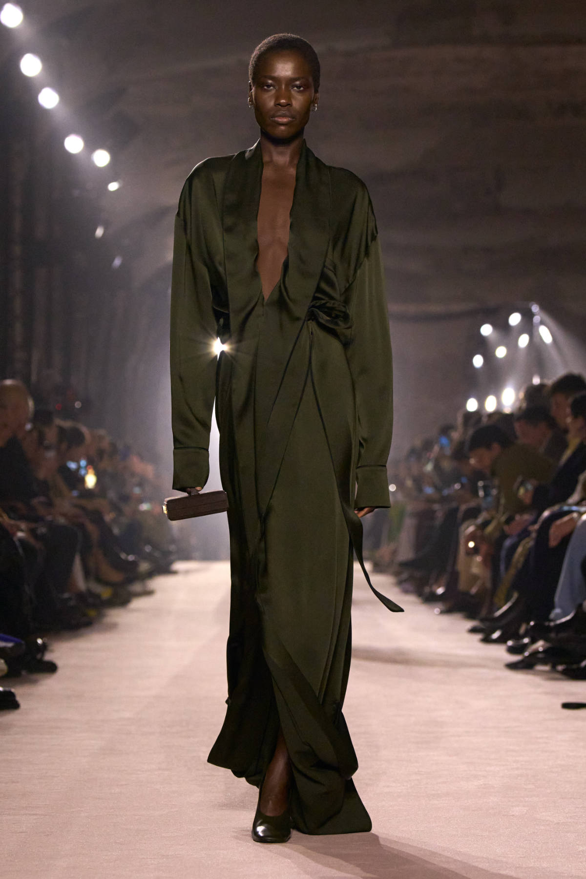Victoria Beckham Fall-Winter 2025: Luxury Fashion Through Instinctive Dressing