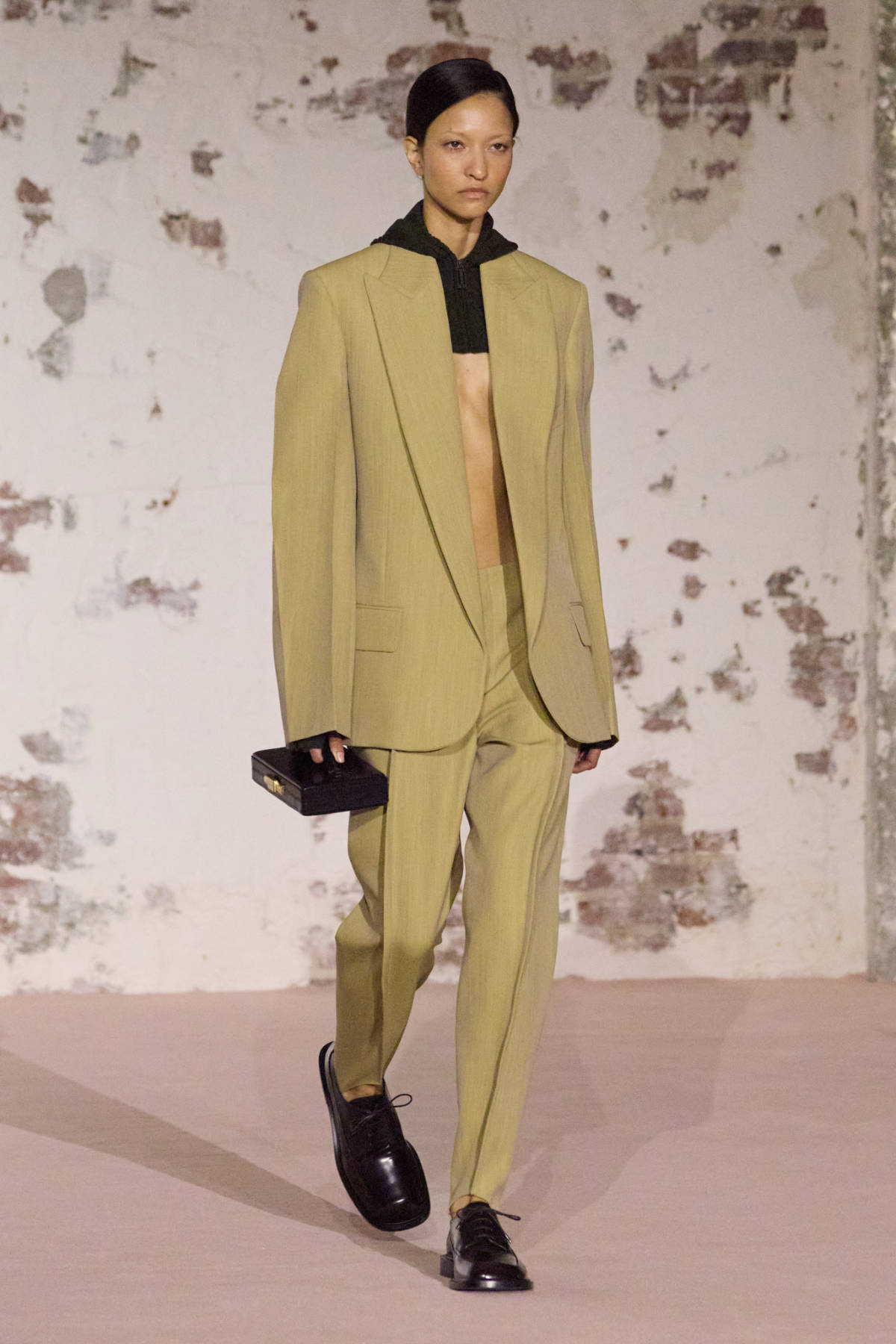 Victoria Beckham Fall-Winter 2025: Luxury Fashion Through Instinctive Dressing