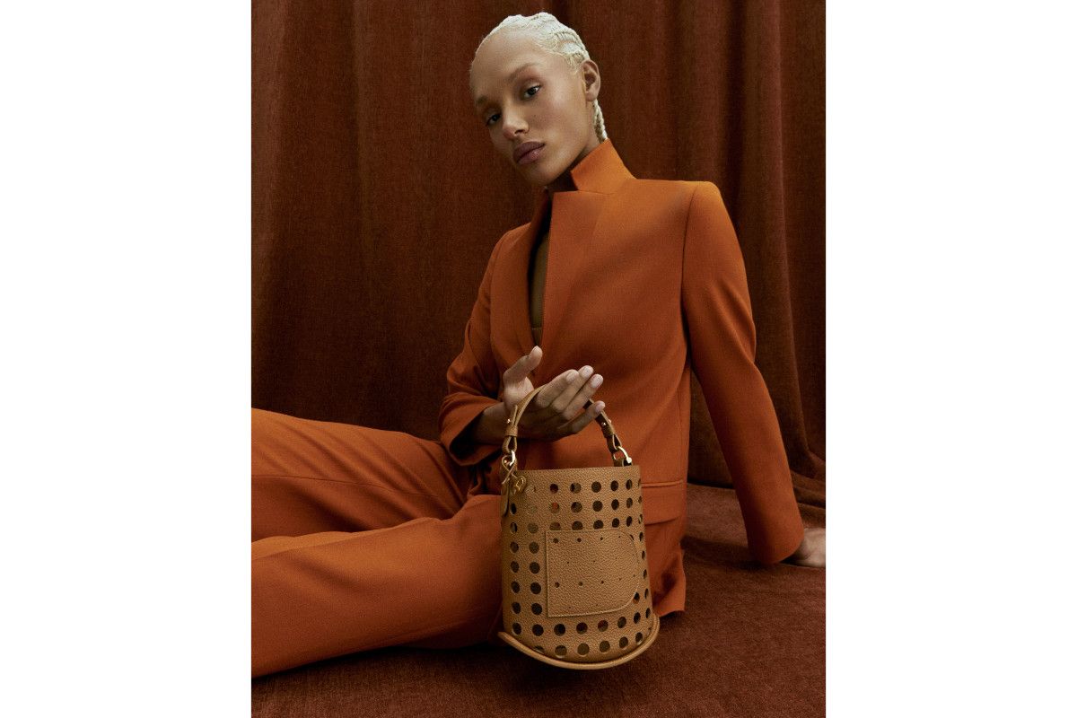 La Maison Delvaux Swings Into Summer With The Pin Airess